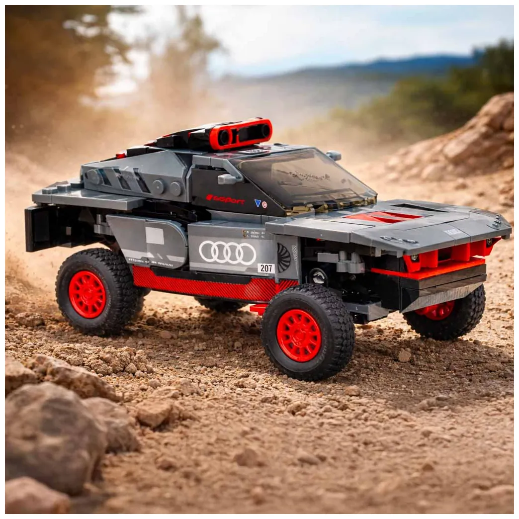 Samochód Rastar 10120 Audi RS Q e-tron 1:30 klocki 376el. - obrazek 9