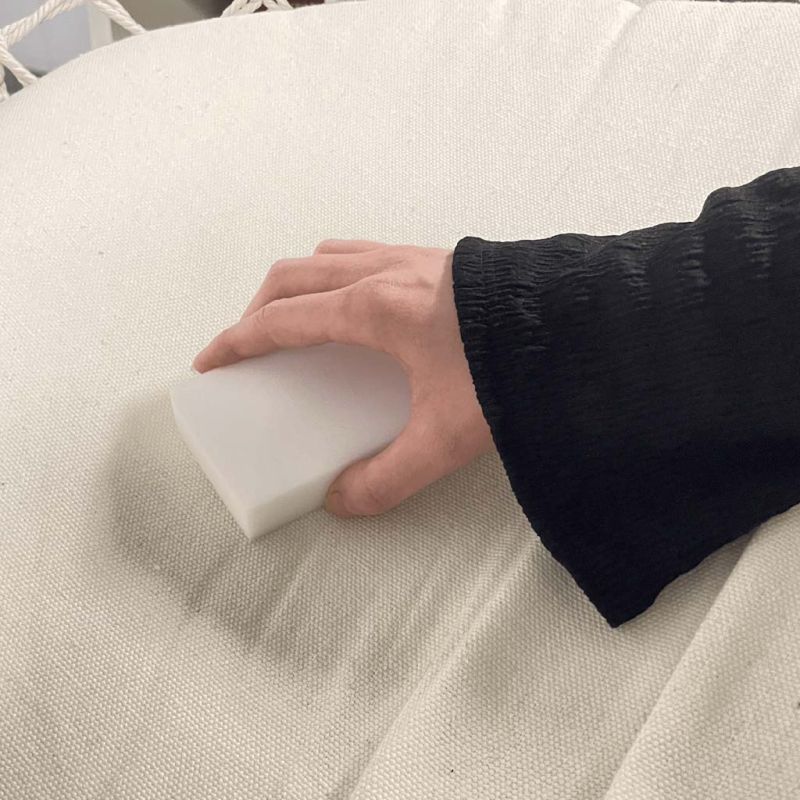 Magiczna gąbka z melaminy usuwa trudne plamy - obrazek 10