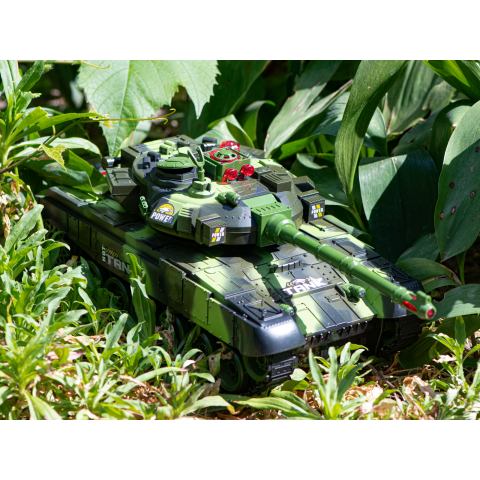 Czołg zdalnie sterowany na pilota RC War Tank 9993 2.4 GHz kamuflaż leśny