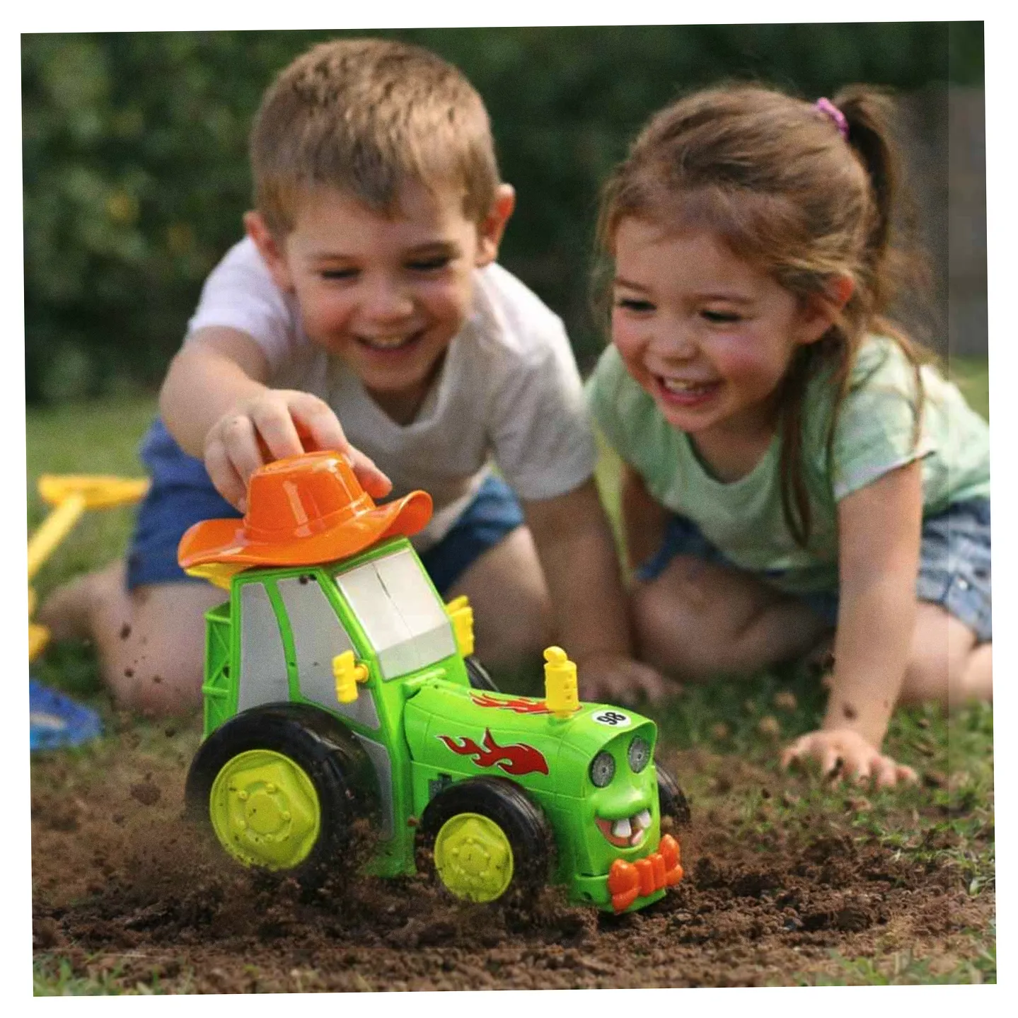 Traktor ciągnik zdalnie sterowany na pilota RC skaczący tańczący dźwięk zielony - obrazek 11