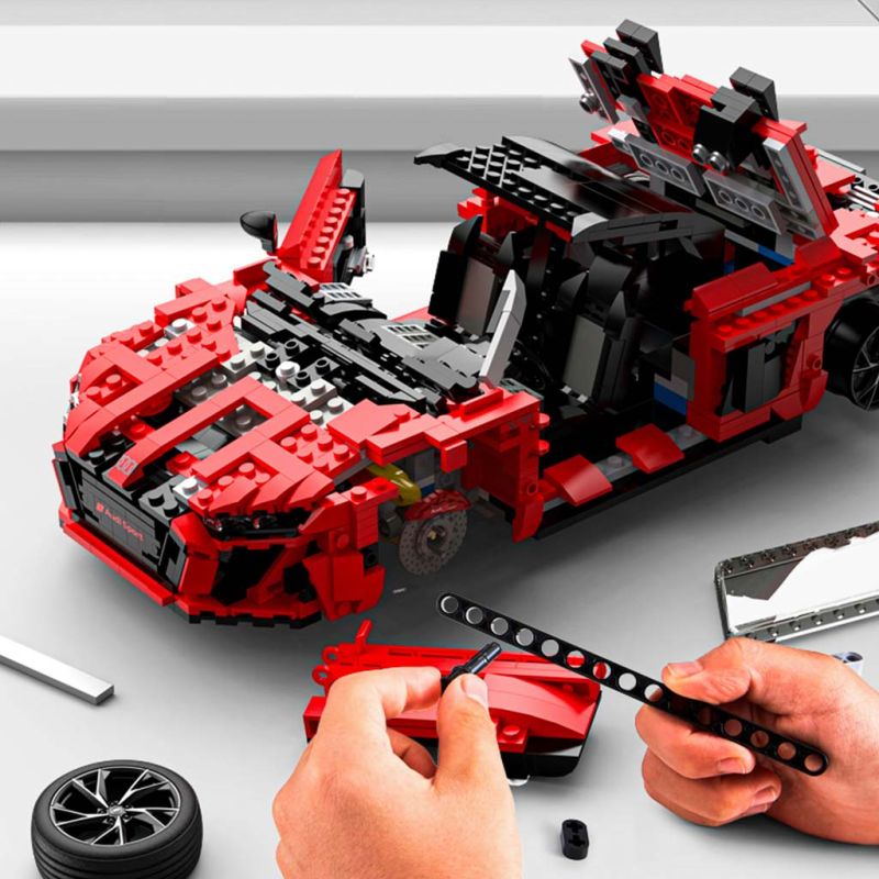 Samochód Rastar 93800 AUDI R8 Spyder 1:14 klocki 1440 el. - obrazek 9