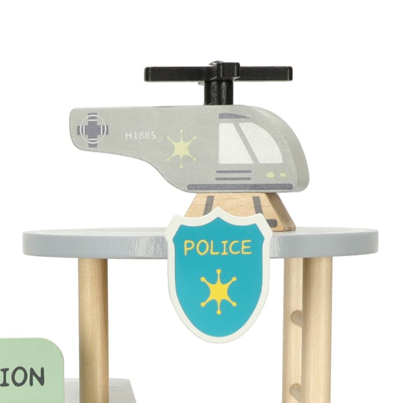 Parking drewniany garaż komisariat policji tor + radiowóz helikopter - obrazek 4