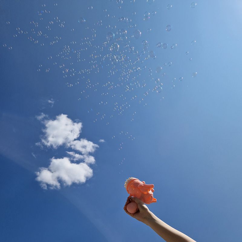 Pistolet do baniek mydlanych bańki mydlane ze skrzydłami różowy - obrazek 12