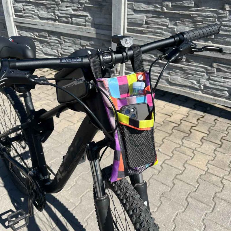 Torba na rower hulajnogę kierownicę telefon sakwa rowerowa kolorowa kratka - obrazek 12