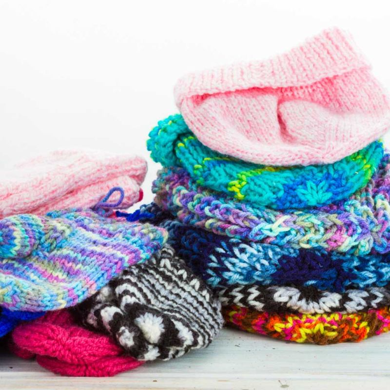 Maszyna do szycia krosno dziewiarskie 48-igłowa okrągła + 4 kłębki włóczki - obrazek 15