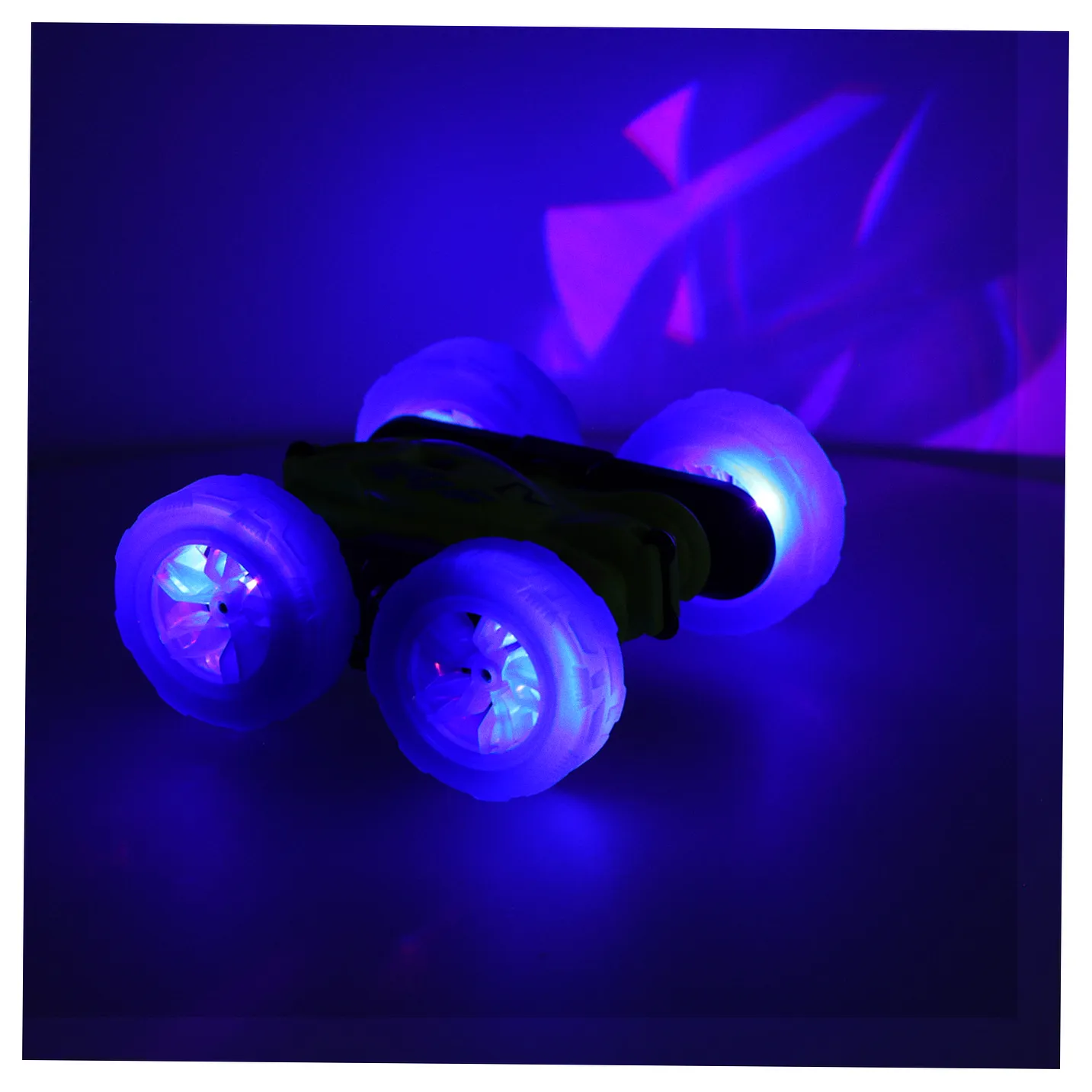 Samochód zdalnie sterowany RC REVOLT TG1023 Flip Speeder Lights 2.4GHz LED Off-Road Na Każdy Teren Akrobacje 360 - obrazek 8