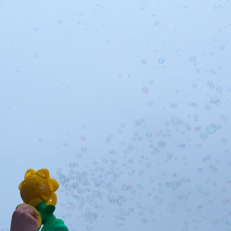 Maszynka do baniek mydlanych automat generator kwiatek bańki światła - obrazek 11